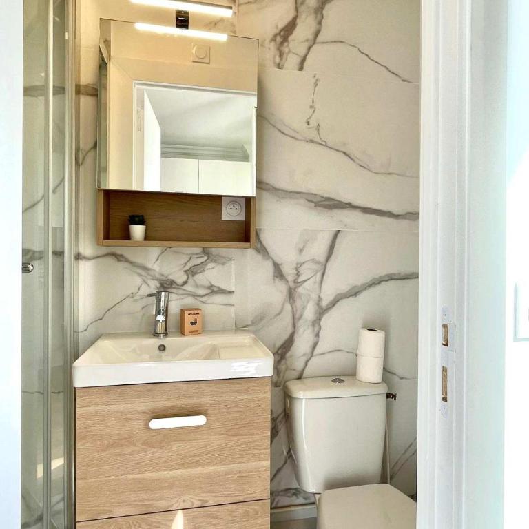 New 147 Suite Tonton - Cosy Apartment Paris Center - Studio - 18