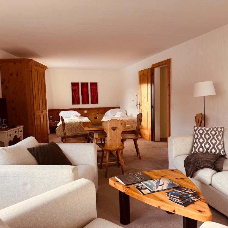 Ferienwohnungen Albana - Apartment mit 2 Schlafzimmern und Seeblick - 4
