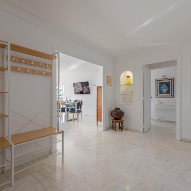 104 sqm Sea-View Apartment Cannes - Apartment - 16
