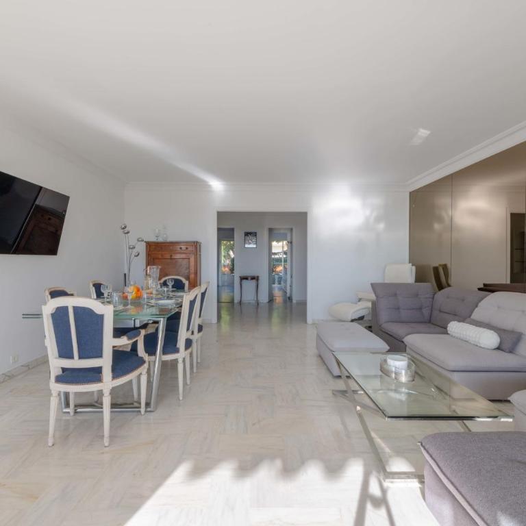 104 sqm Sea-View Apartment Cannes - Apartment - 17