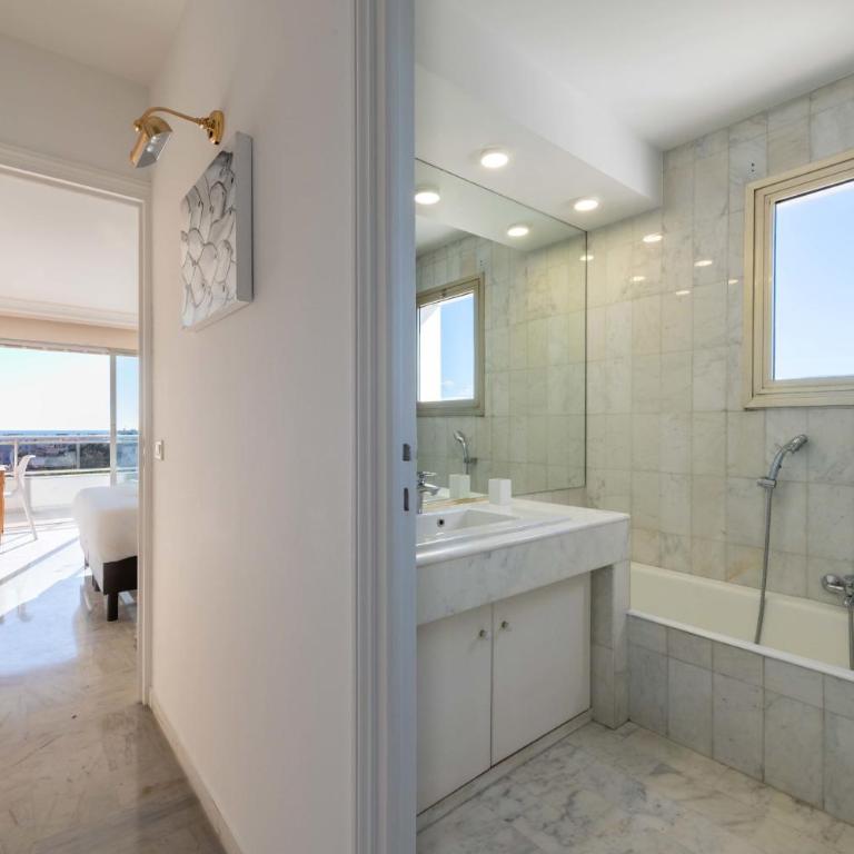 104 sqm Sea-View Apartment Cannes - Apartment - 23