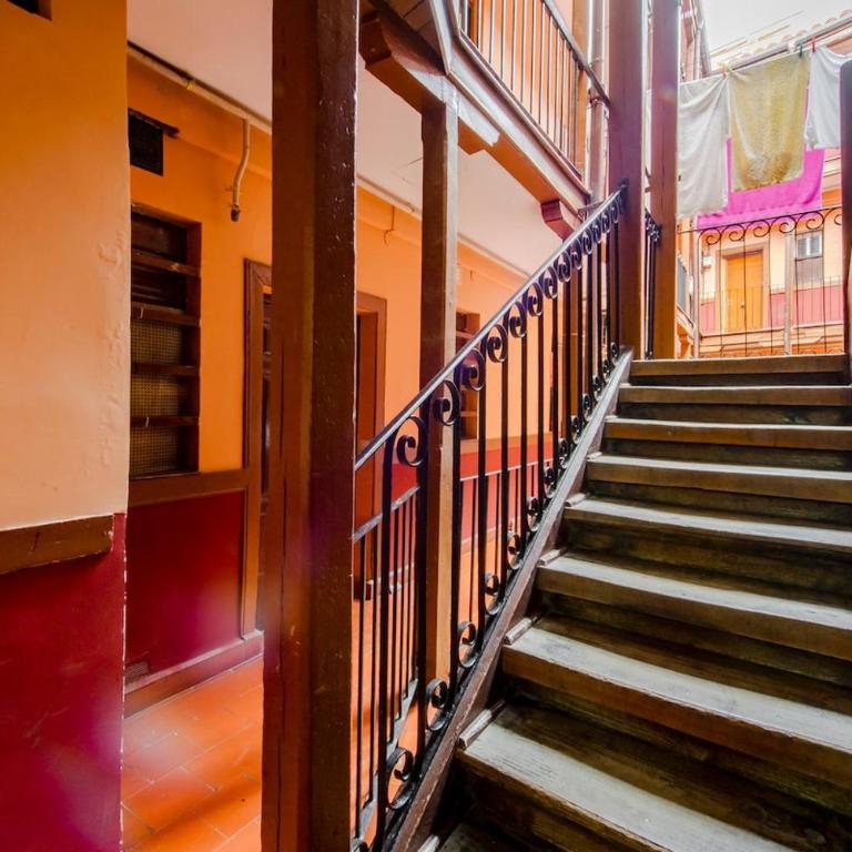 Private Embajadores Apartment - One-Bedroom Apartment - 2