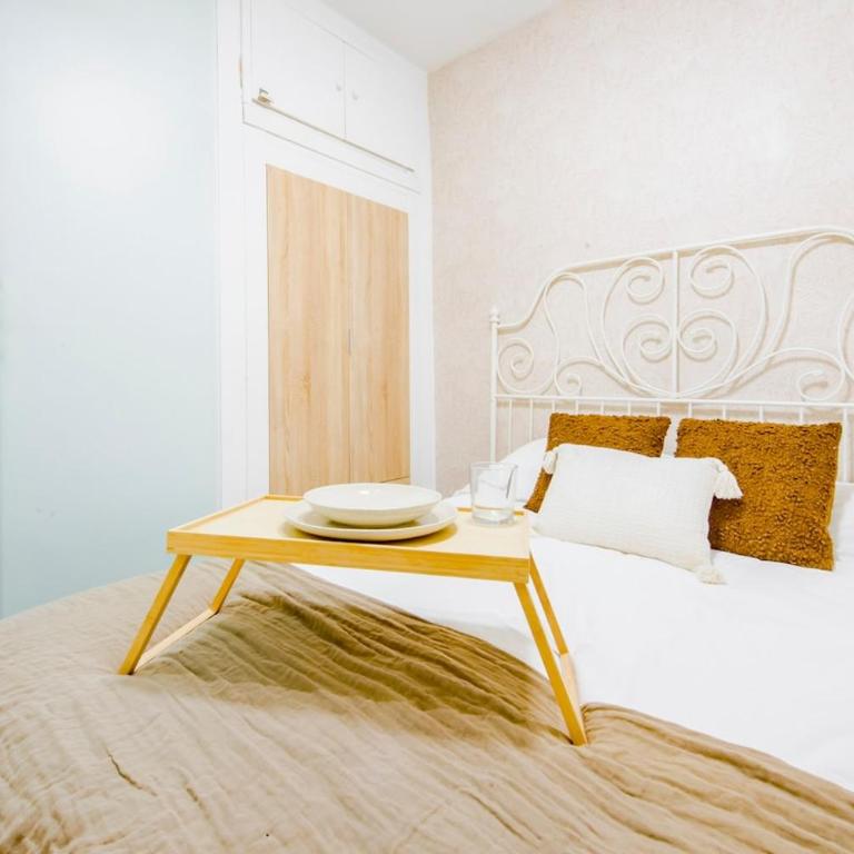 Private Embajadores Apartment - One-Bedroom Apartment - 6