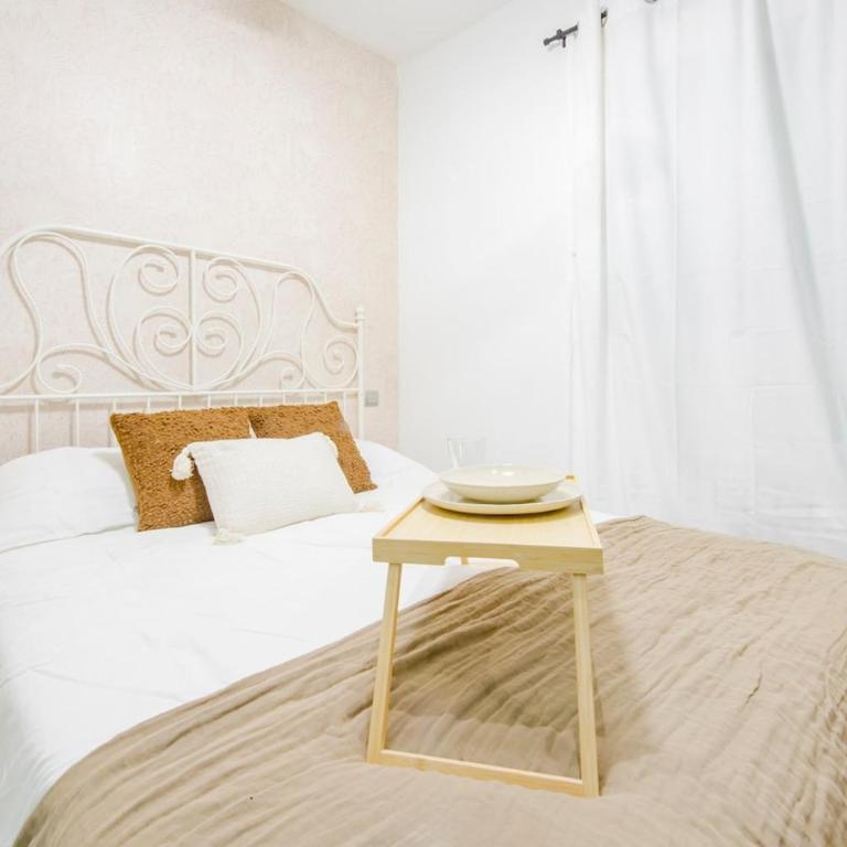 Private Embajadores Apartment - One-Bedroom Apartment - 12