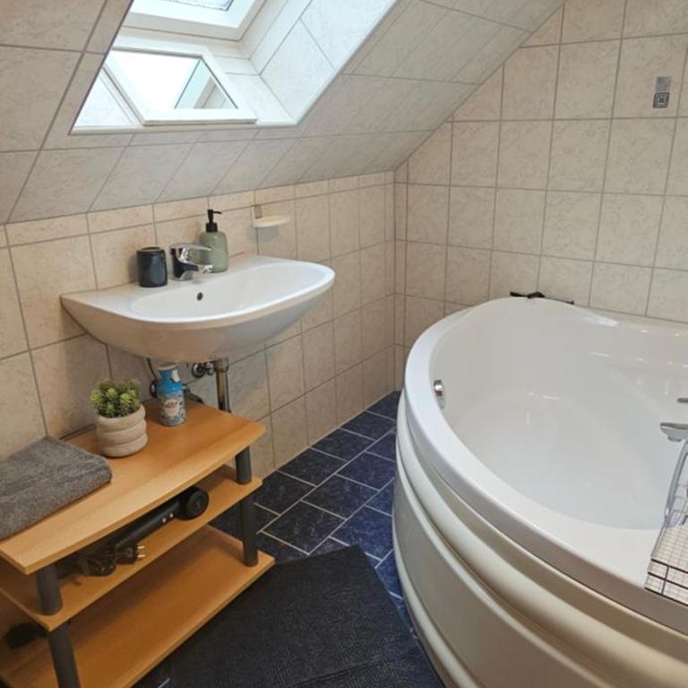 Gästehaus in ruhiger Lage zum Entspannen - Haus mit 4 Schlafzimmern - 30