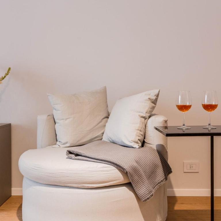 Lunaria Elegant Studio - One-Bedroom Apartment - 11