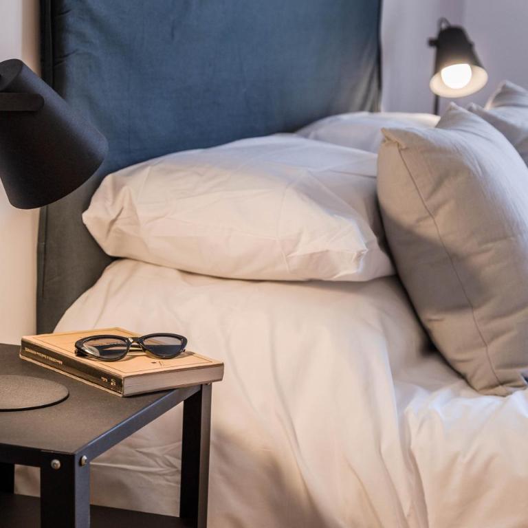 Lunaria Elegant Studio - One-Bedroom Apartment - 26