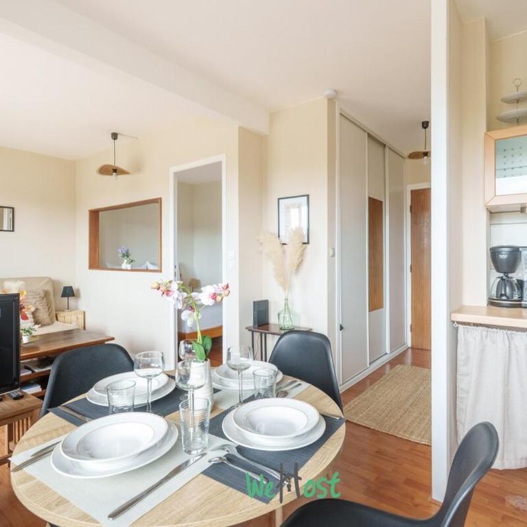 Charming quiet accommodation with balcony and parking - Appartement - 8