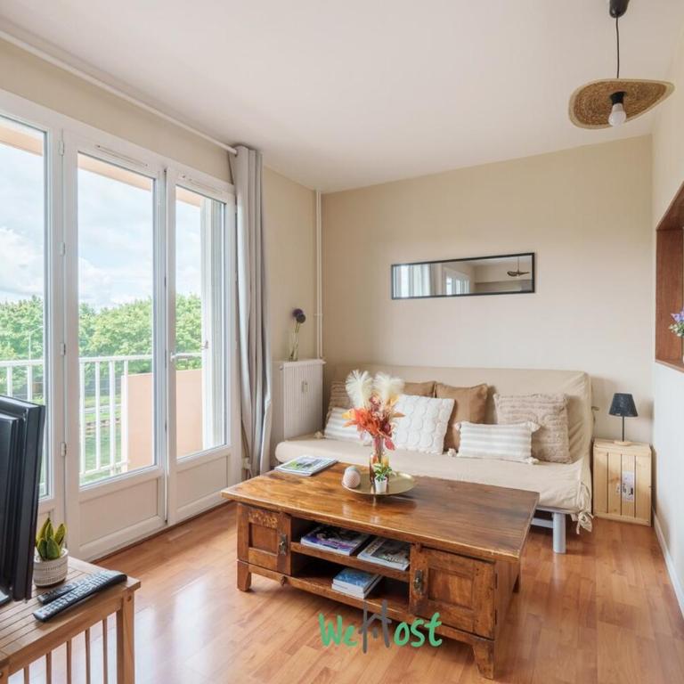 Charming quiet accommodation with balcony and parking - Appartement - 2