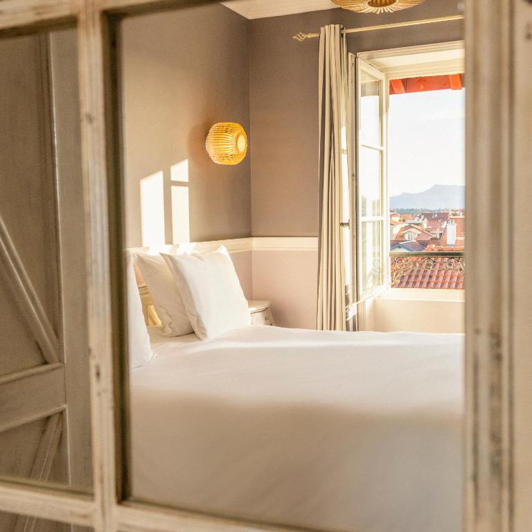 Hotel Saint Julien - Chambre Confort avec Vue - 4