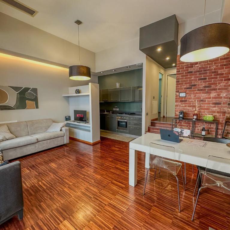 Urban Luxury Torino - Ingresso Privato e Garage - Appartamento con 2 Camere da Letto - 7