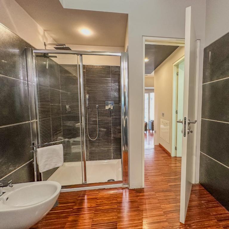 Urban Luxury Torino - Ingresso Privato e Garage - Appartamento con 2 Camere da Letto - 22