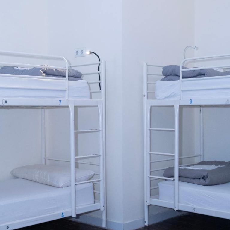 360 Hostel Centro - Single Bed in 10-Bed Dormitory Room - 1