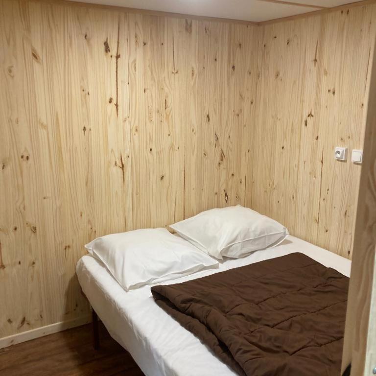 Camping le Petit Liou Sites & Paysages - One-Bedroom Bungalow - 4