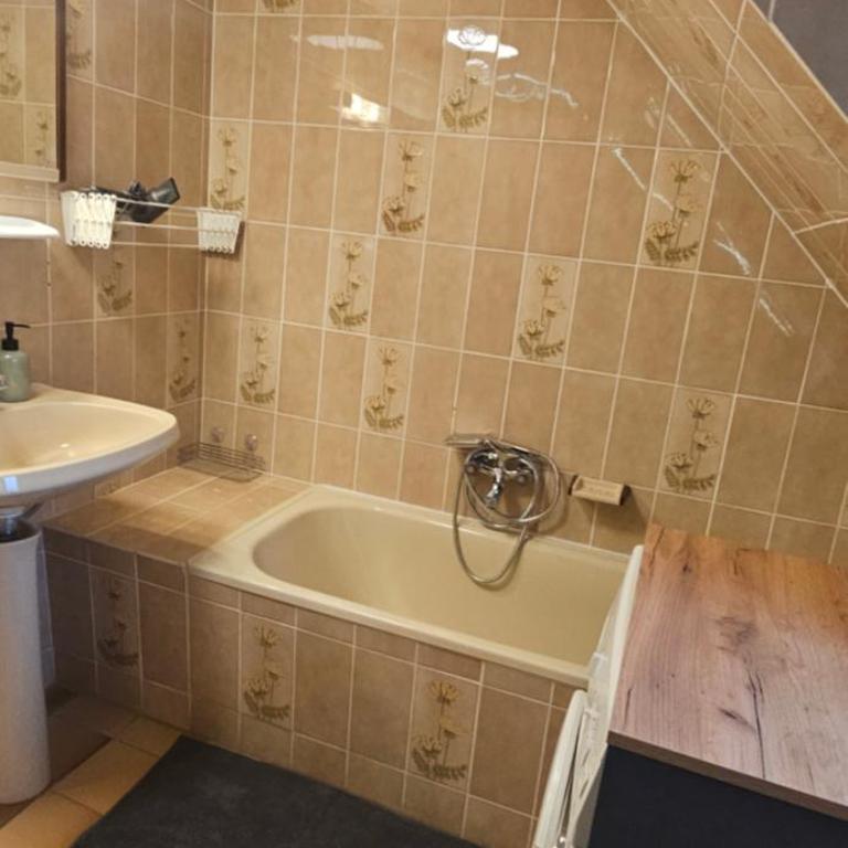 Gästehaus in ruhiger Lage zum Entspannen - Haus mit 4 Schlafzimmern - 22