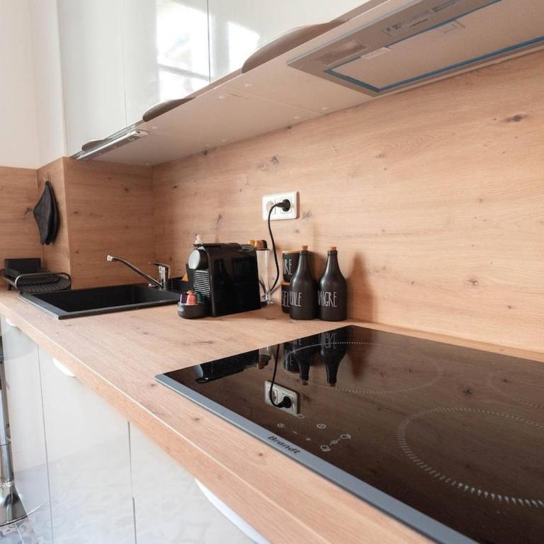 Bright apartment Nice harbour - Appartamento con 2 Camere da Letto - 42