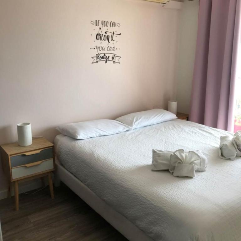 Bel appartement avec terrasse, piscine, parking privé et club de tennis, padel en sus - Appartement 1 Chambre - 8