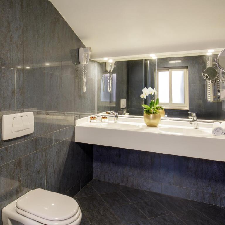Hotel Della Torre Argentina - Suite con Balcone - 3