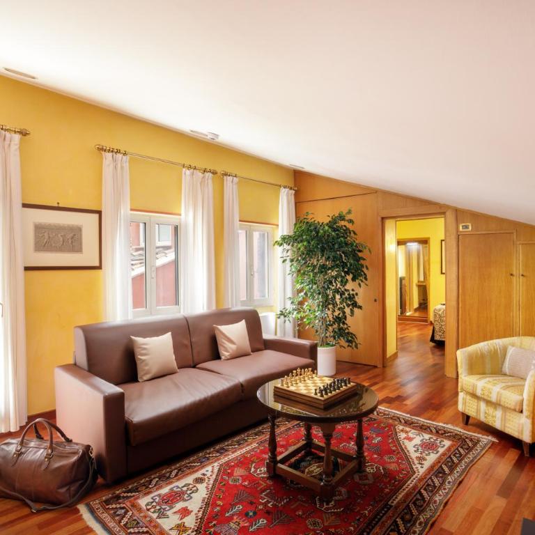 Hotel Della Torre Argentina - Suite con Balcone - 6