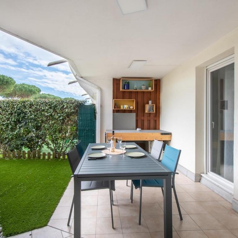 Golf & Lac Ponant grand 70m2 Clim Box Velos, Calme - Two-Bedroom Apartment - 12
