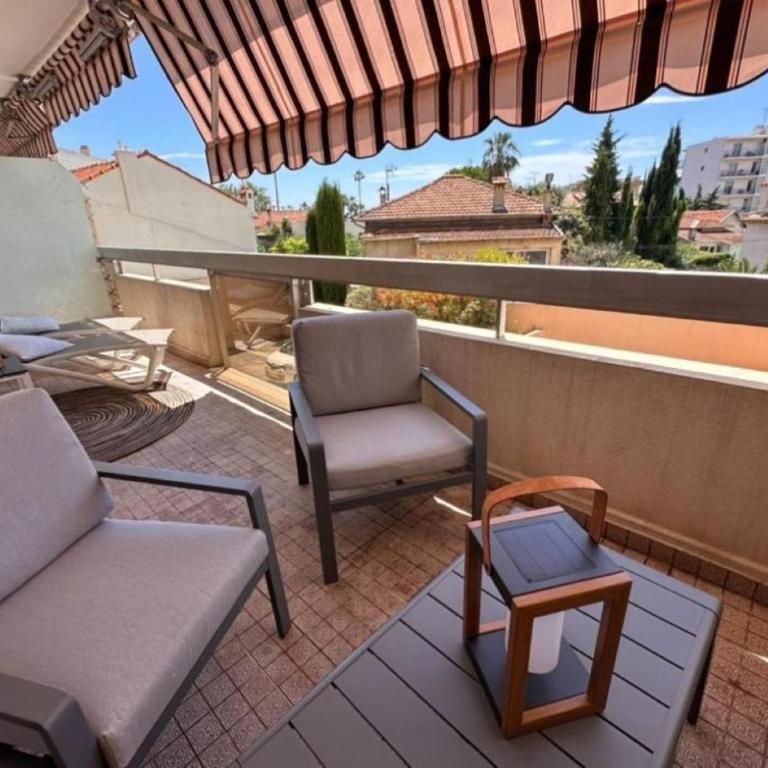 Nouveau ! à 200m des plages grand studio baigné de lumière, très grande terrasse tout confort - Monolocale - 2