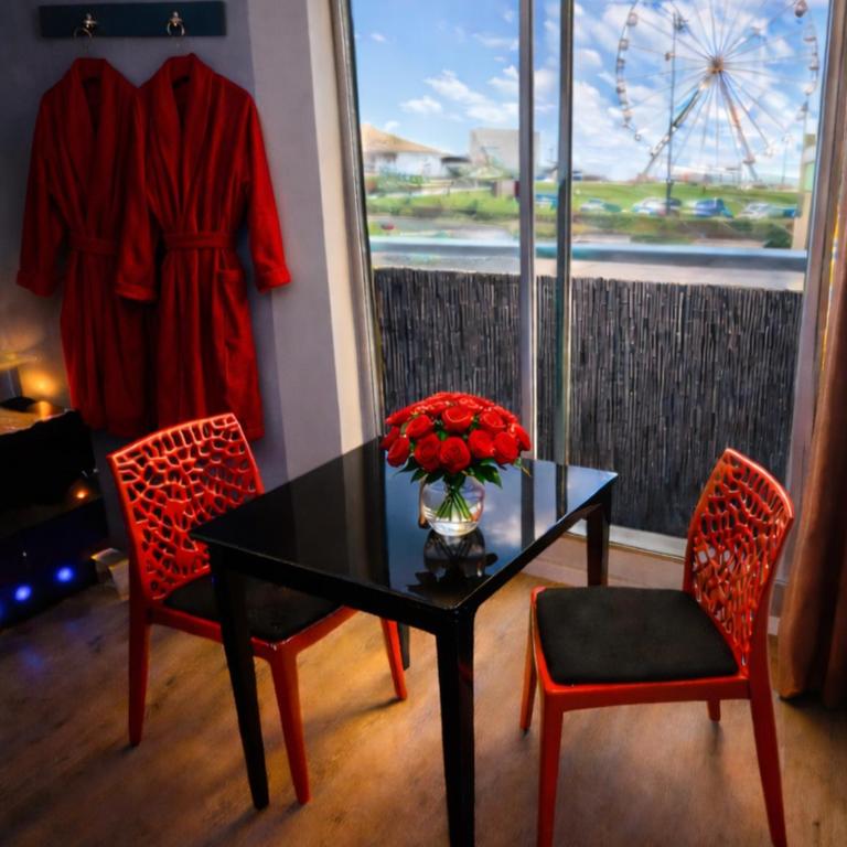 Grand Studio BISCARROSSE PLAGE Une nuit A 2 avec Sauna Luxe, Balnéo, Océan rien que pour vous - Studio - 3