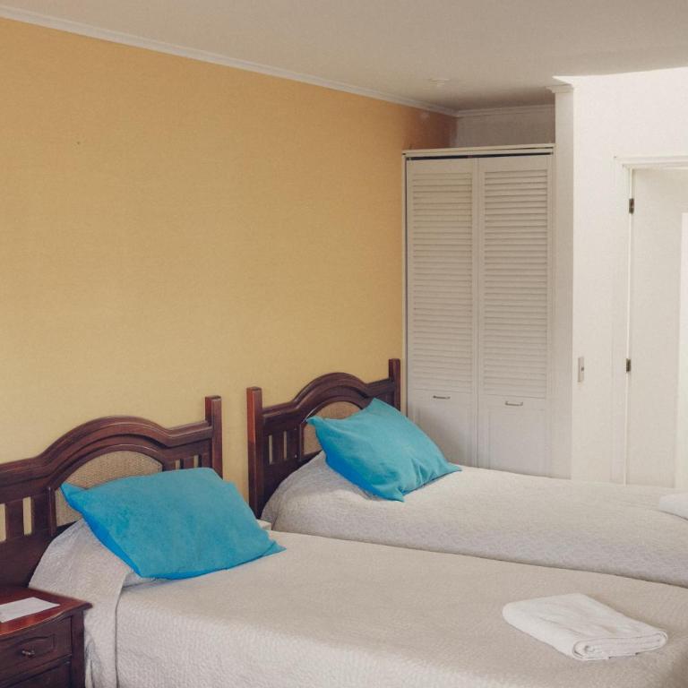 Hostal Don Guillermo - Double Room with Shared Bathroom - 8