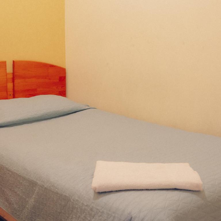 Hostal Don Guillermo - Double Room with Shared Bathroom - 5