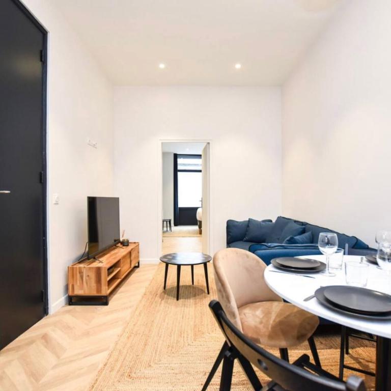 Central Apartement 6p L004 - Appartement - 3