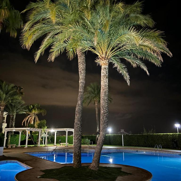 Excepcional vista al mar y piscina - Apartamento de 2 dormitorios - 32