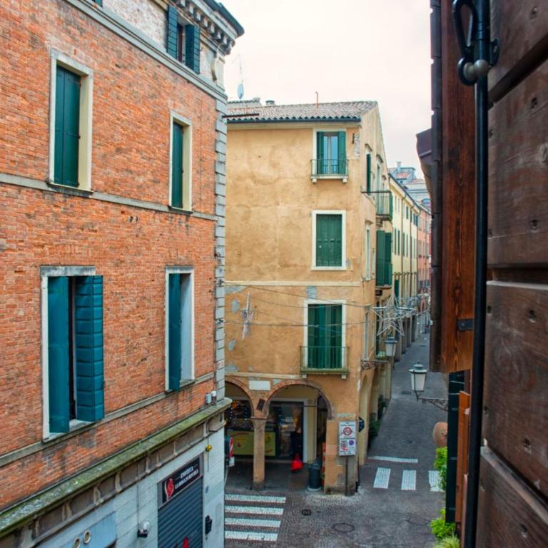 GuestHost - Elegant Apartment in Center of Padua - Appartamento con 2 Camere da Letto - 30