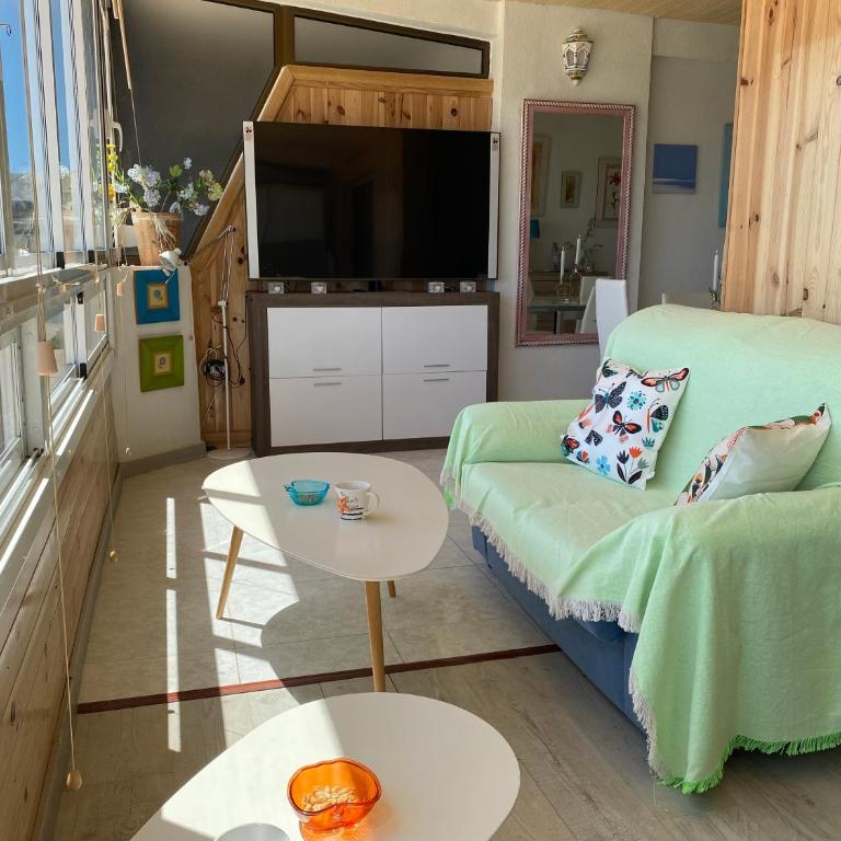 INFINITE BLUE ,CABO CERVERA LA MATA, FRONT SEA VIEW !Free Parking,High speed Internet - Two-Bedroom Apartment - 10