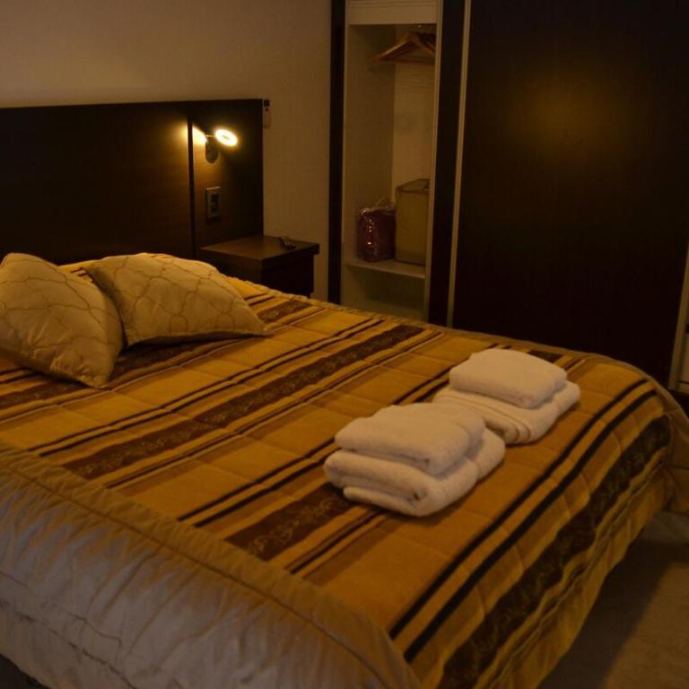 Departamento con hermosa vista en Altos del Lago - Apartamento de 2 dormitorios - 10