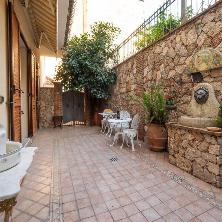 (Casa d’arte Taormina) Alloggio con Patio+Parking - Two-Bedroom Apartment - 14