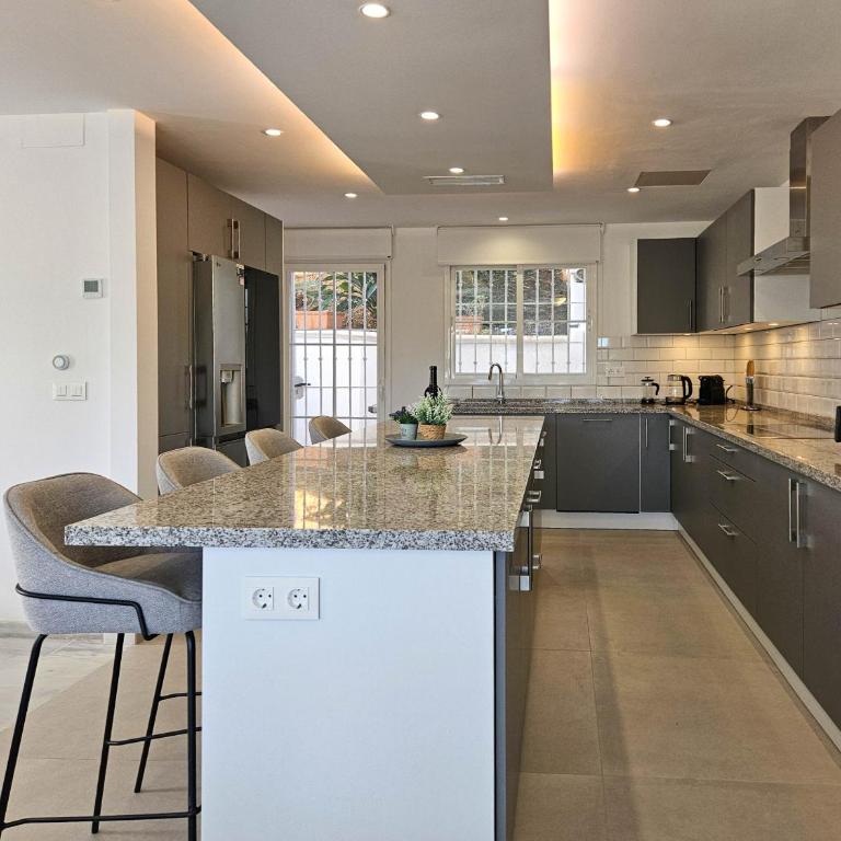 4 bedroom house with private pool near Cabopino - Villa con piscina privada - 14