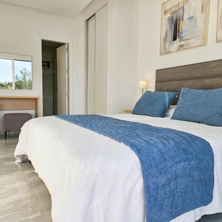 4 bedroom house with private pool near Cabopino - Villa con piscina privada - 17