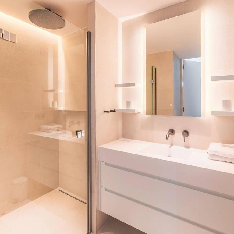 Appartement de prestige 5 chambres au centre-ville avec WiFi et parking - FR-1-821-9 - Apartment - 15