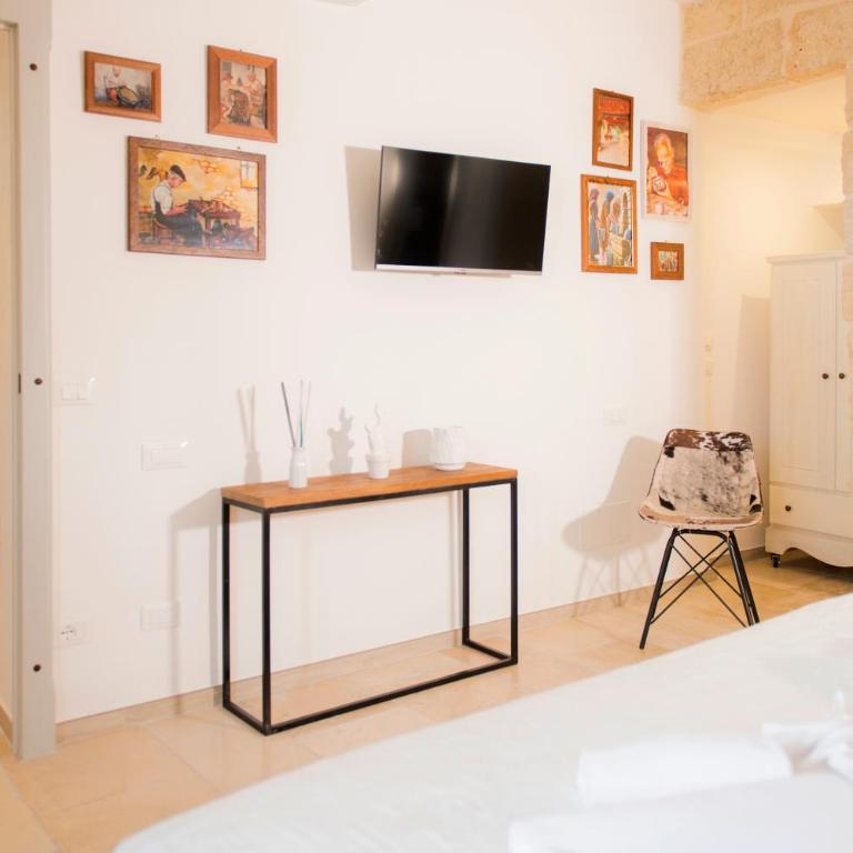 Profumo Antico - Luxury Guesthouse by STHEY - Camera King con Balcone - 6