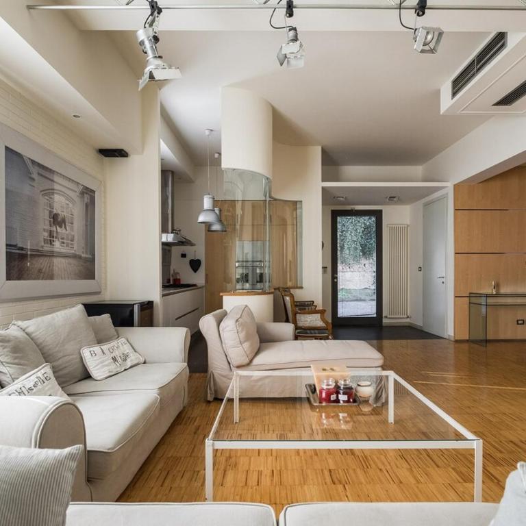 Porta Santo Stefano Apartment - Two-Bedroom Apartment - 17