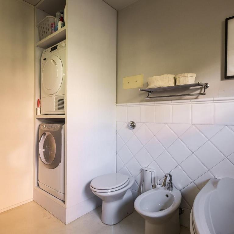 Porta Santo Stefano Apartment - Two-Bedroom Apartment - 22
