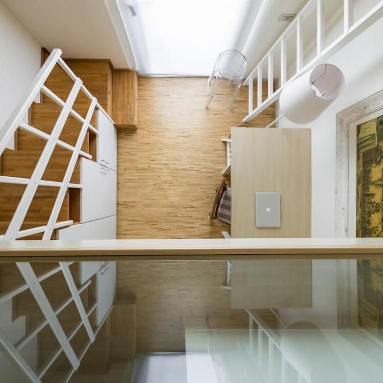 Porta Santo Stefano Apartment - Two-Bedroom Apartment - 23