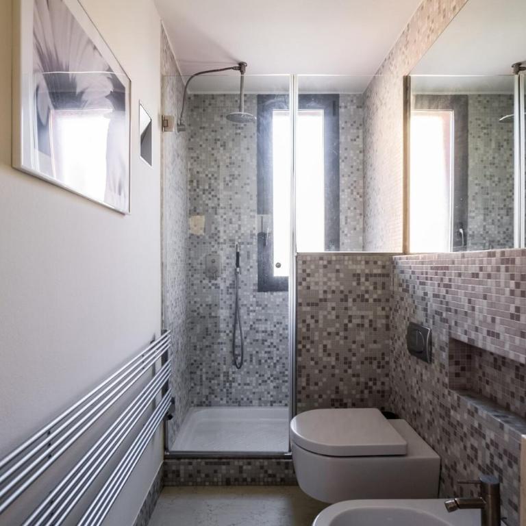 Porta Santo Stefano Apartment - Two-Bedroom Apartment - 36
