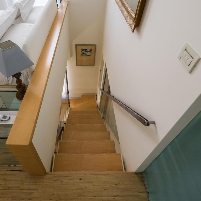 Porta Santo Stefano Apartment - Two-Bedroom Apartment - 39