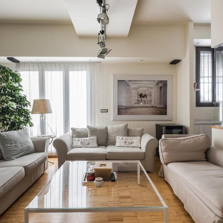Porta Santo Stefano Apartment - Two-Bedroom Apartment - 40