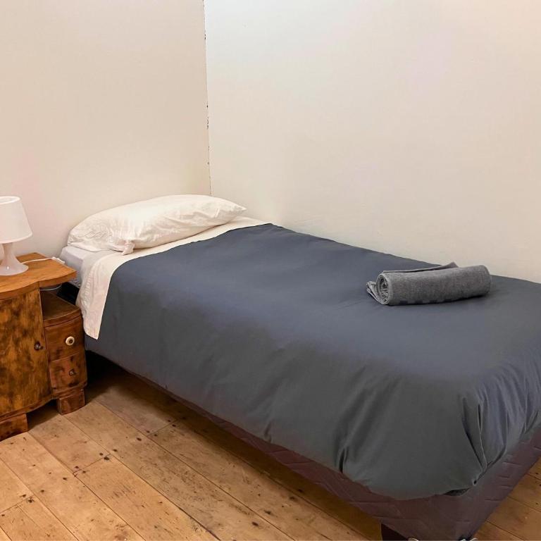 Silvestre Hostel - Triple Room with Private Bathroom - 2
