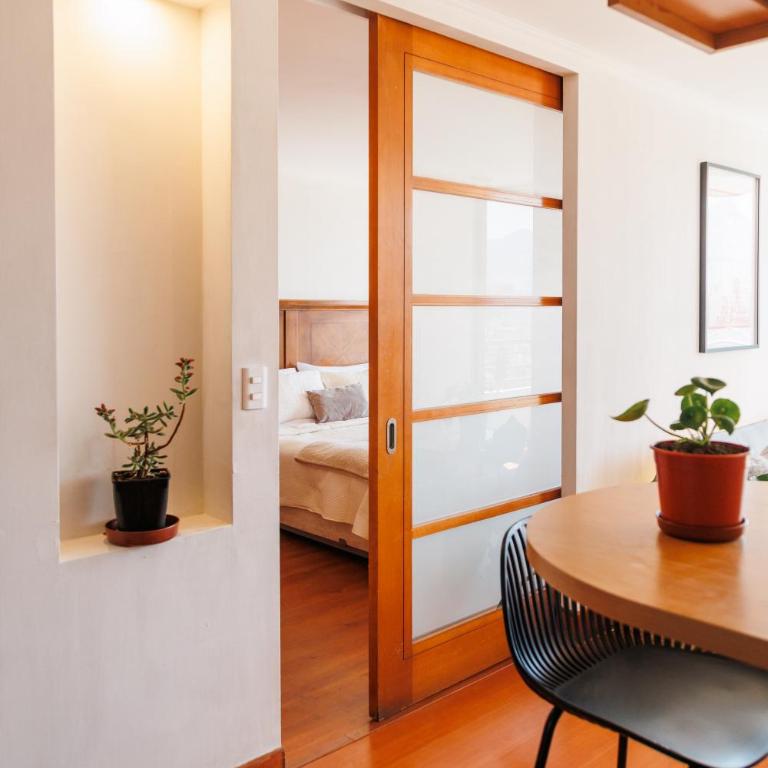 Las Condes Skyline View of Cerro Manquehue - One-Bedroom Apartment - 19