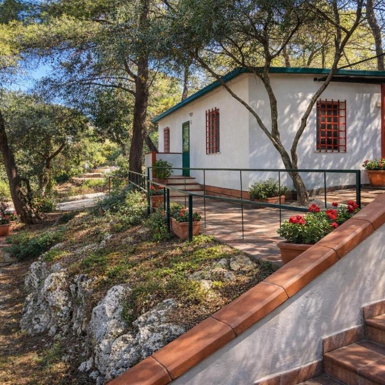 Camping Vieste Marina - Bungalow - 1