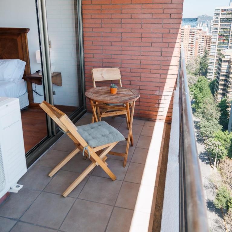 Las Condes Skyline View of Cerro Manquehue - One-Bedroom Apartment - 24