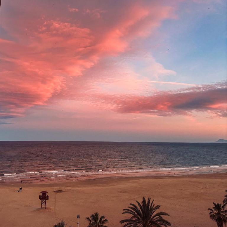 Primera línea en playa de Cullera - Two-Bedroom Apartment - 24