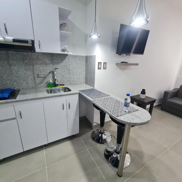 401 Moderno Aparta-Suite en Versalles Tipo Loft - Cali Tower Suites & Lofts - Suite Executive - 4